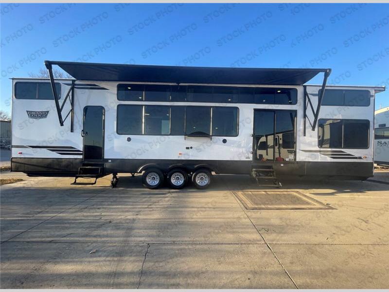 New Forest River RV Wildwood Grand Lodge 44VIEW Destination Trailer for