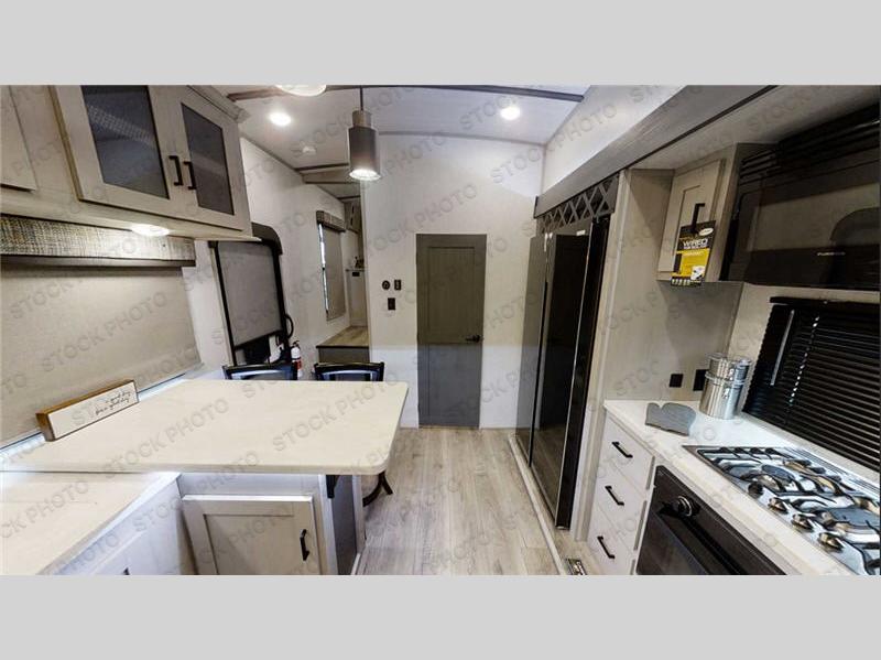 New 24 Forest River RV Wildwood Heritage Glen Elite Series 36FL Fifth ...