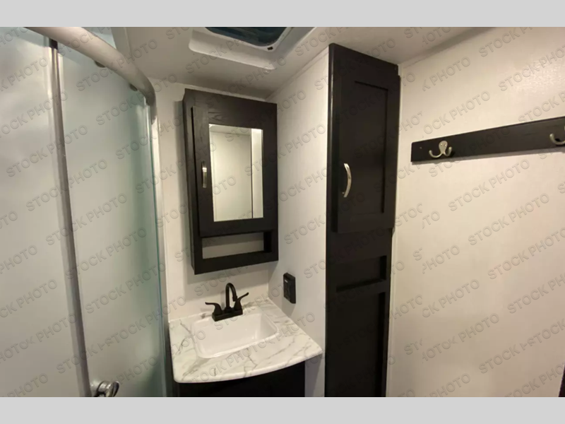 New 2024 Coachmen RV Freedom Express Ultra Lite 259FKDS Travel Trailer