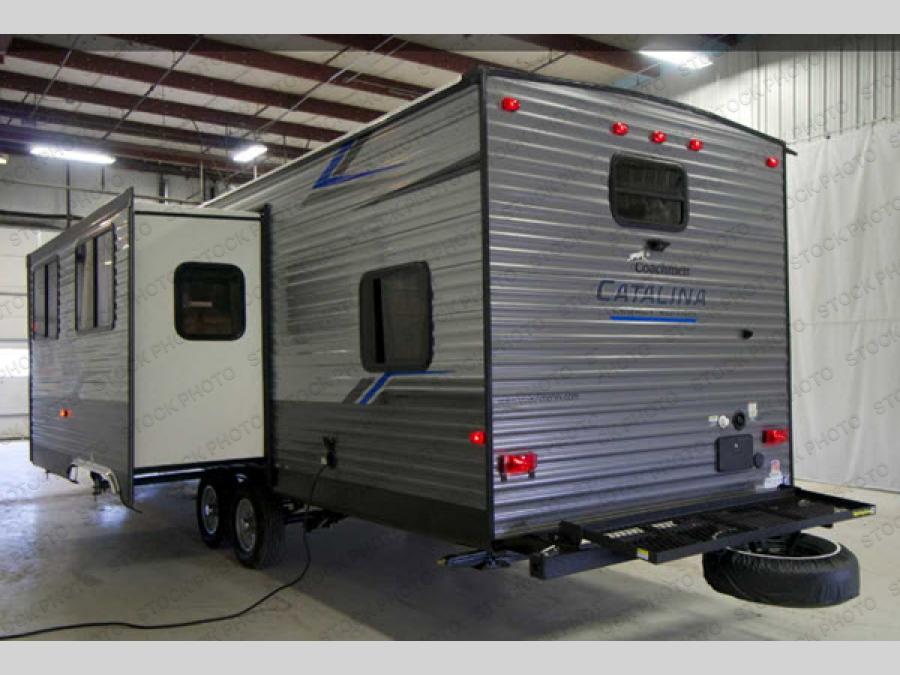Used 2021 Coachmen RV Catalina Legacy 293QBCK Travel Trailer at GT