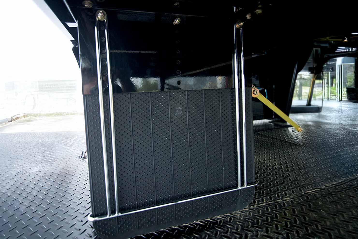 Anti-Sail Mudflap Bracket