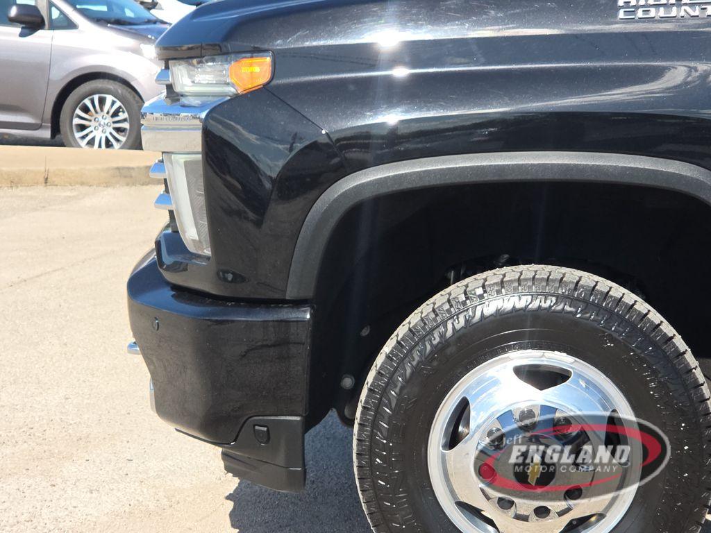 2021 Chevrolet Silverado 3500HD High Country photo 5