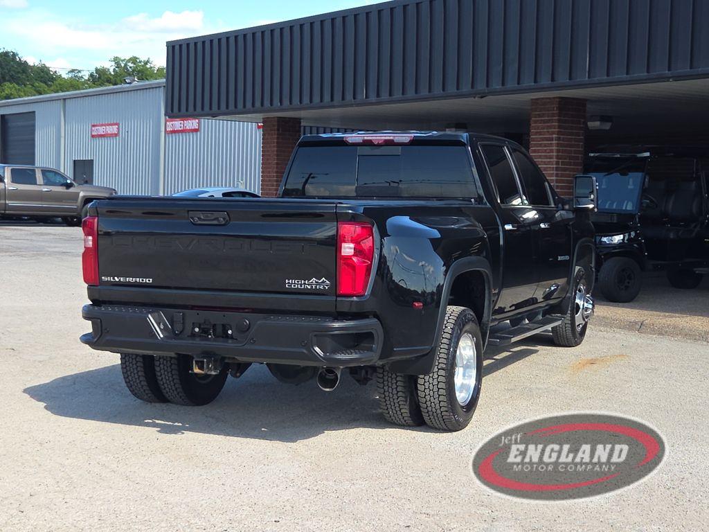 2021 Chevrolet Silverado 3500HD High Country photo 8