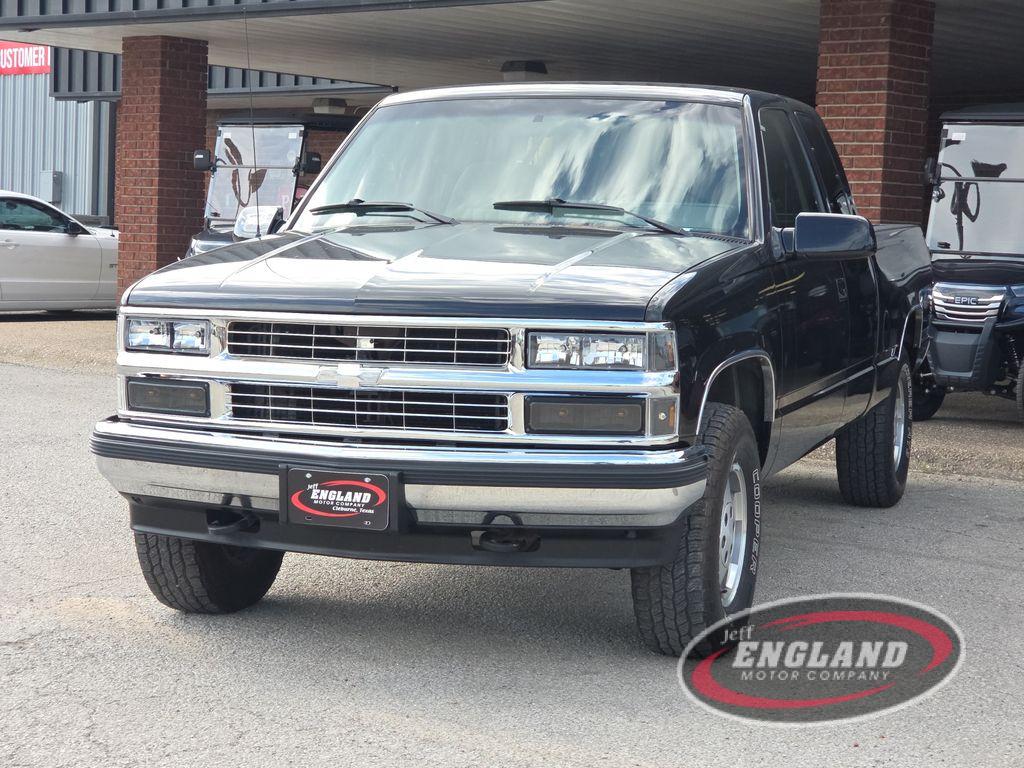1994 Chevrolet Silverado photo 3