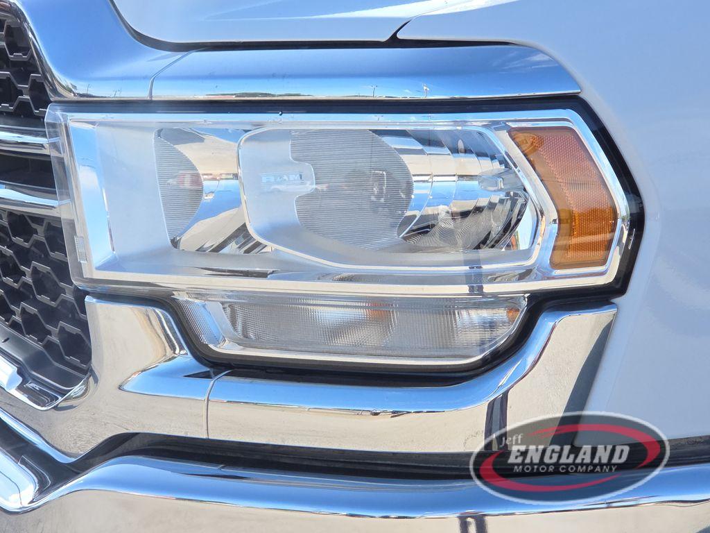2022 Ram 3500 Tradesman photo 4