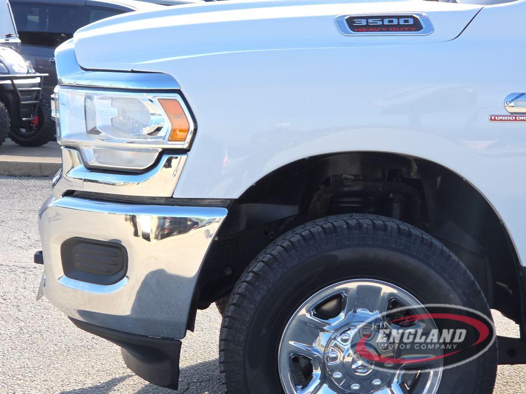 2022 Ram 3500 Tradesman photo 5