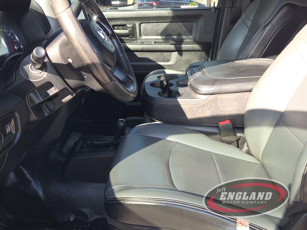 2022 Ram 3500 Tradesman photo 16