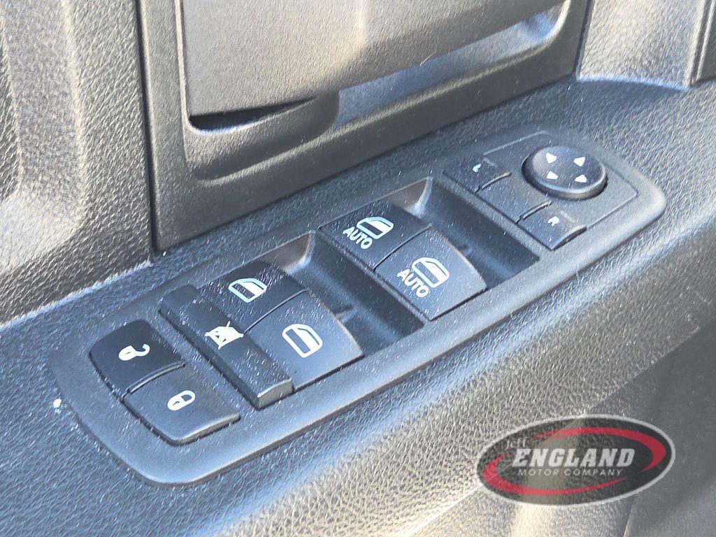 2022 Ram 3500 Tradesman photo 17