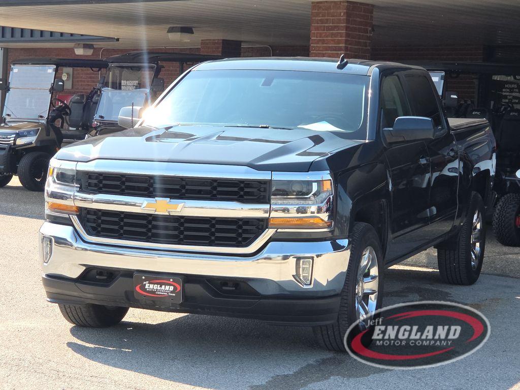 2018 Chevrolet Silverado LT photo 3