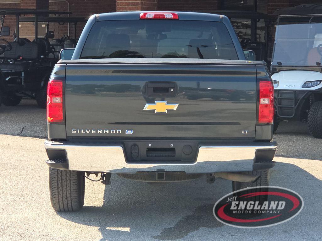 2018 Chevrolet Silverado LT photo 7