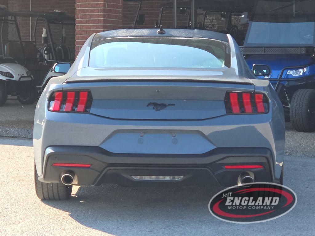 2024 Ford Mustang EcoBoost Premium photo 5