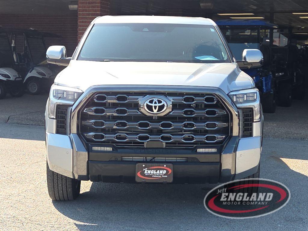 2023 Toyota Tundra Platinum photo 2