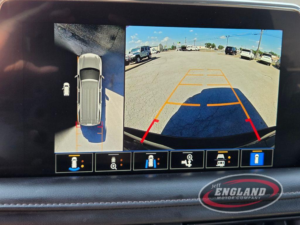 2022 Chevrolet Tahoe Z71 photo 17