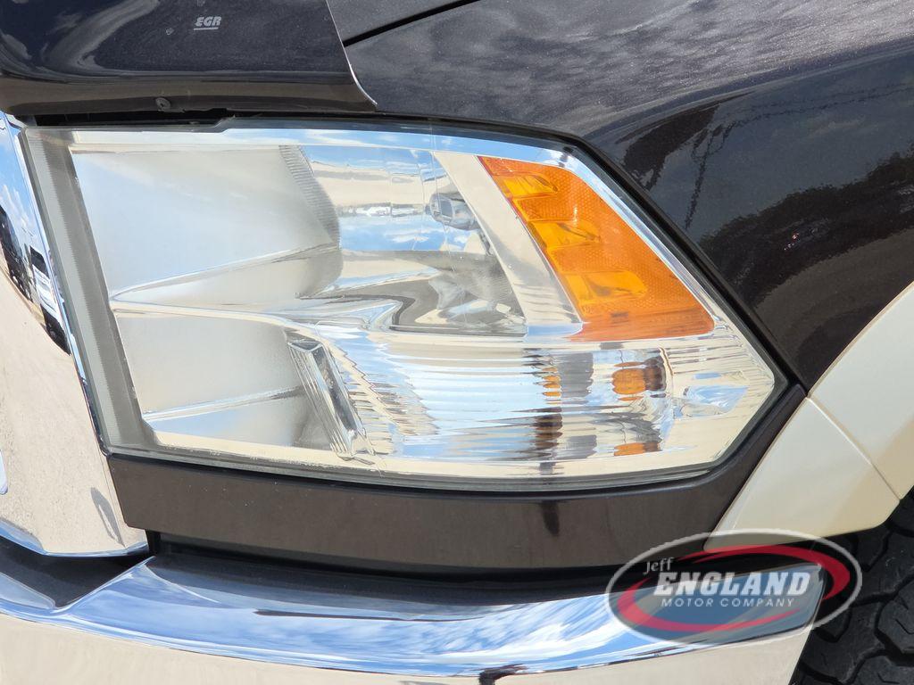 2011 Ram 2500 Laramie photo 4