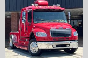 Used 2006 Freightliner M2 106 Sport Chassis 106 Sport Chassis Photo