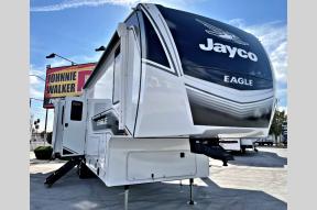 New 2025 Jayco Eagle 321RSTS Photo