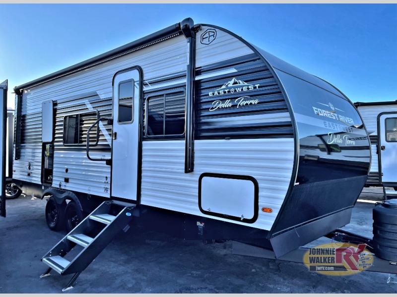 2026 EAST TO WEST Della Terra 221ML at Johnnie Walker RV