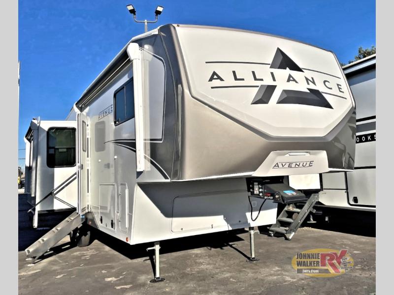 2026 Alliance RV Avenue 32RLS at Johnnie Walker RV