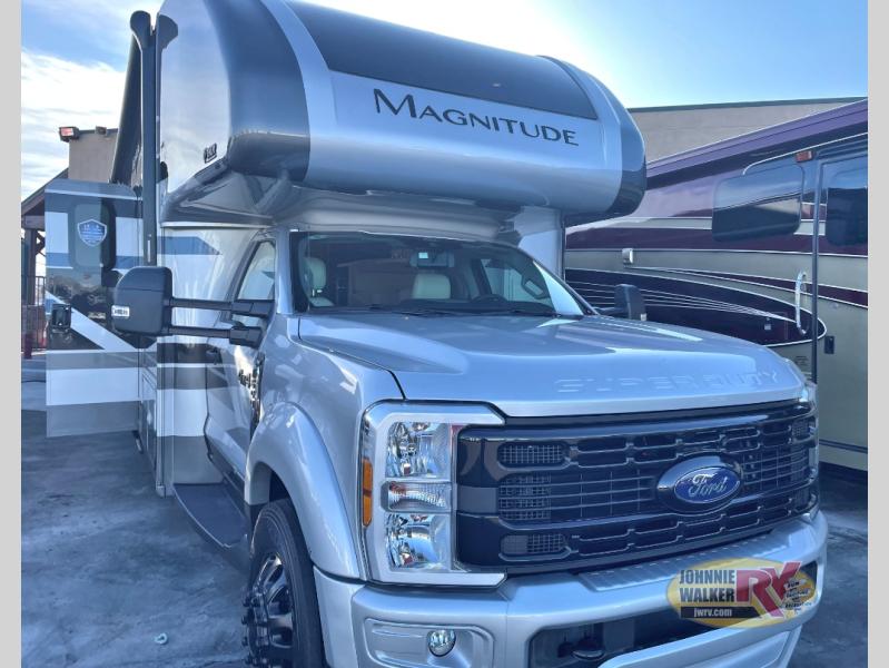 2026 Thor Motor Coach Magnitude GRAND R36 at Johnnie Walker RV