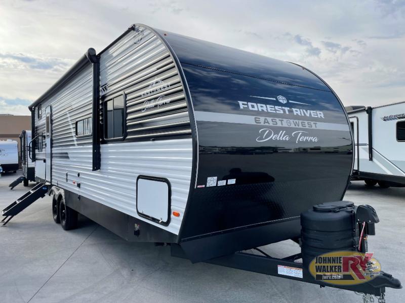 2026 EAST TO WEST Della Terra 262BH at Johnnie Walker RV