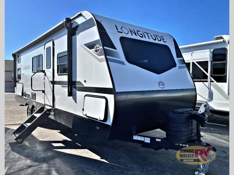 2026 EAST TO WEST Longitude 255BH at Johnnie Walker RV