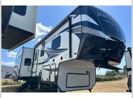 Used 2020 Heartland Bighorn 3160 Elite image