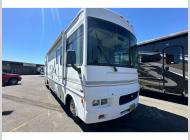 Used 2004 Winnebago Sightseer 30 B image