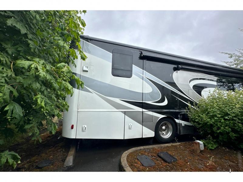 Used 2017 Winnebago Journey 40R Motor Home Class A Diesel at Johnson