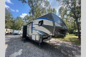 Used 2018 Forest River RV Vengeance 320A Photo