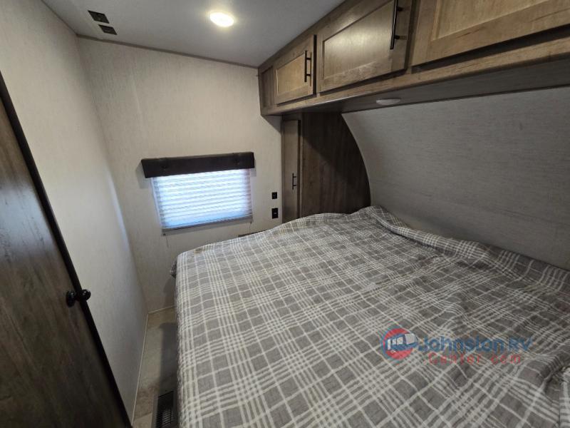 Used 2021 Forest River RV Vengeance Rogue 25V Toy Hauler Travel Trailer ...