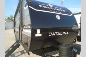 New 2025 Coachmen RV Catalina Legacy Edition 283EPIC Photo