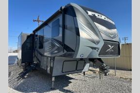 Used 2017 Keystone RV Fuzion 417 Photo