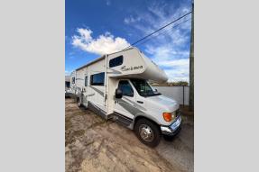 Used 2004 Coachmen RV Santara 309KS Photo