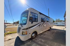 Used 2014 Coachmen RV Pursuit 31 BD Photo