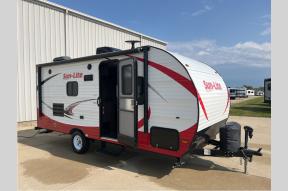 Used 2019 Sunset Park RV Sun-Lite 21WQB Photo