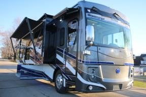 New 2023 Holiday Rambler Endeavor 38W Photo