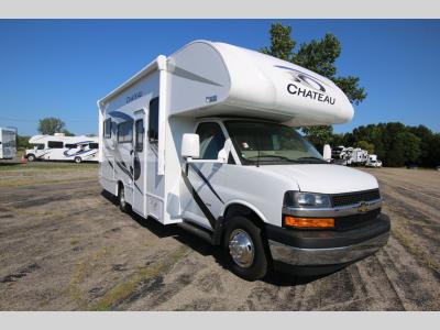 Used Thor Motor Home With Awning Near Grand Rapids, MI