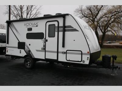 For sale in Coloma Michigan Dutchmen Kodiak Cub 175BH