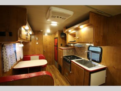 2018 Vintage Cruiser RV Kitchen and Dinette Booth