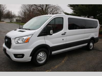 15 Passenger van for rent in Grand Rapids, Michigan