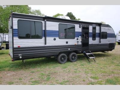 New Forest River Cherokee Grey Wolf Travel Trailer Toy Hauler