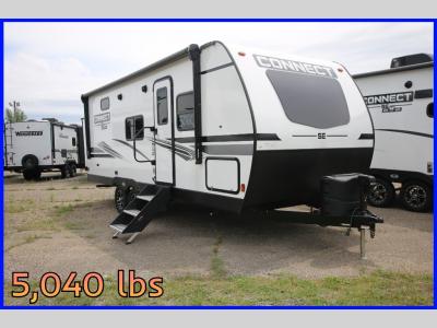New Connect RV With Mounted Propane Tank and Awning