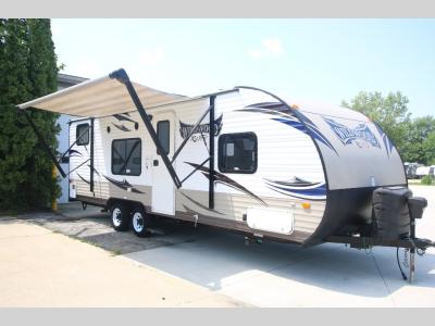 Used 2015 Forest River RV Wildwood X-Lite 261BHXL sold in Coloma, Michigan (269)-468-9819 krenekrv.com