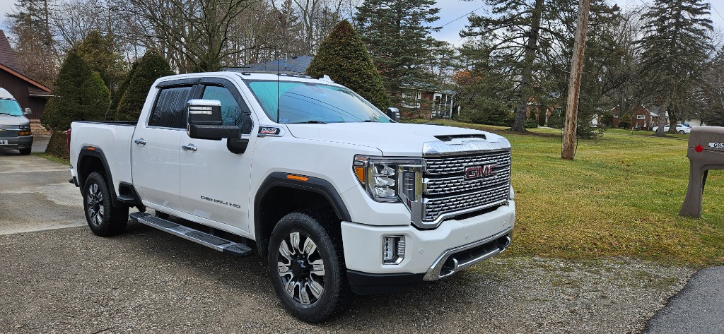 Used 2020 GMC 2500HD 4x4 Denali Deisel Photo