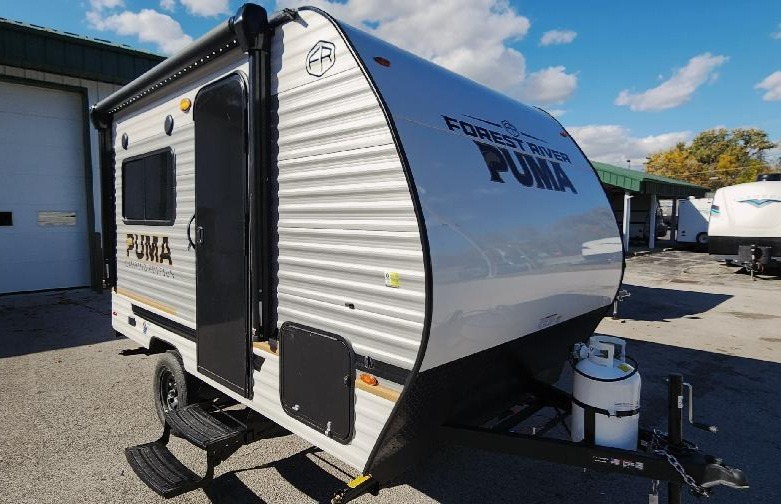 P649-w Stone Interior