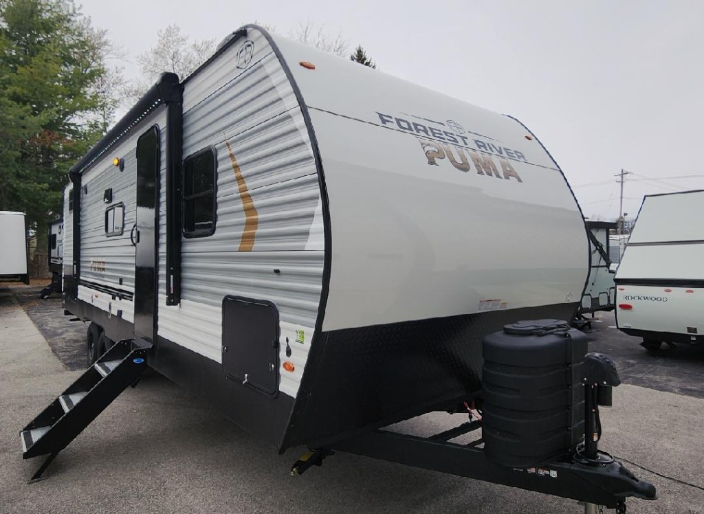 P653 w Stone Interior