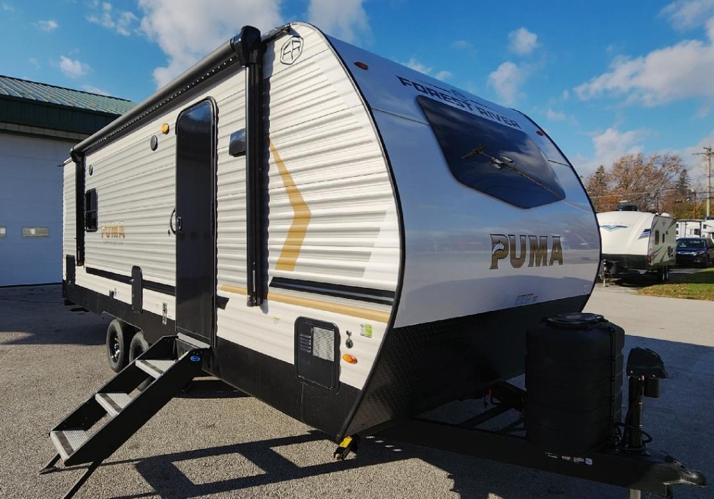 P654 w Stone Interior