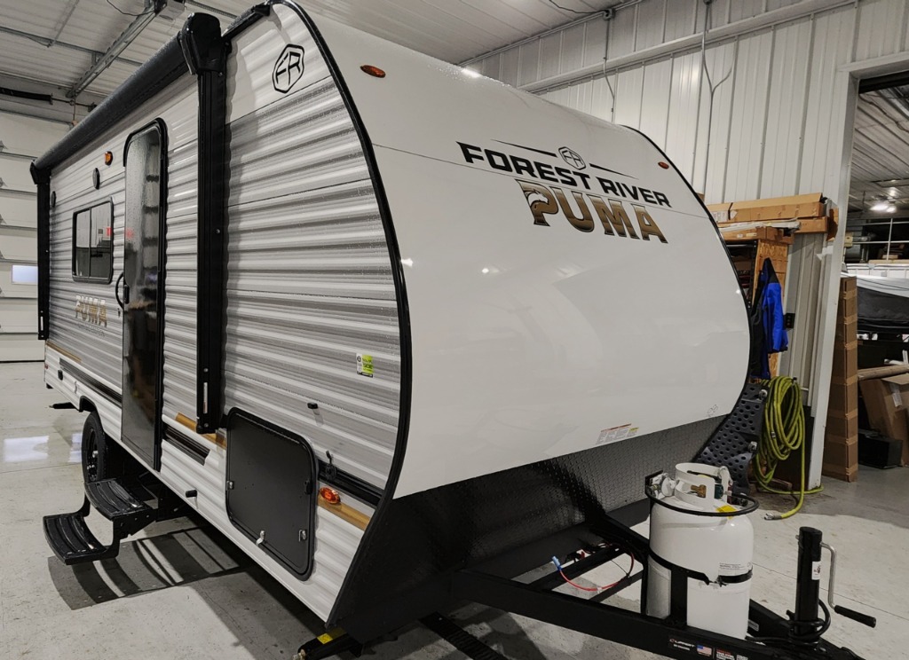 P656 w Stone Interior