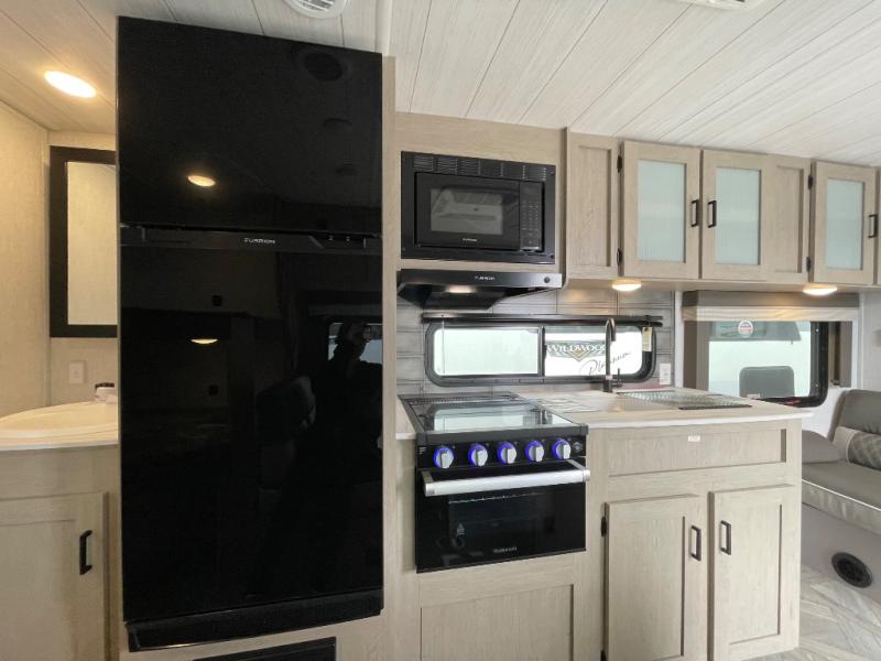 New 2024 Forest River RV Wildwood X-Lite 261BHXL Travel Trailer at