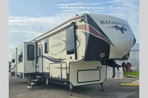 Used 2018 Heartland Bighorn 3970RD Photo